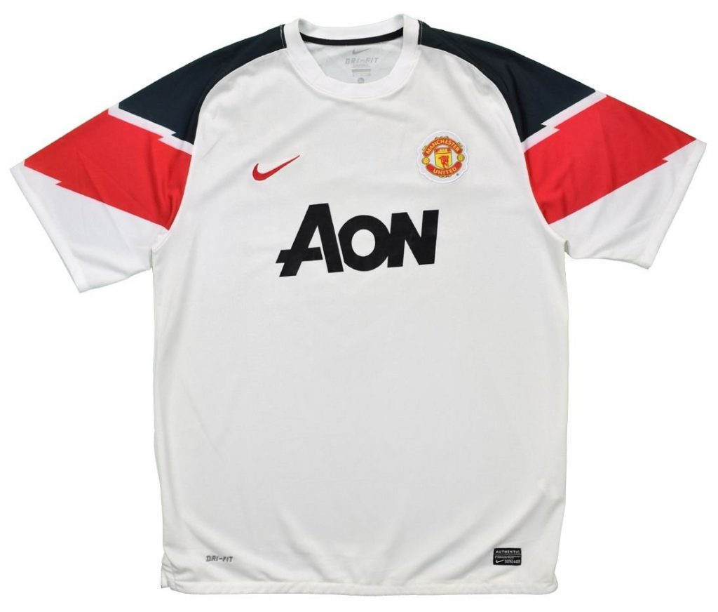 sports direct man united shirt