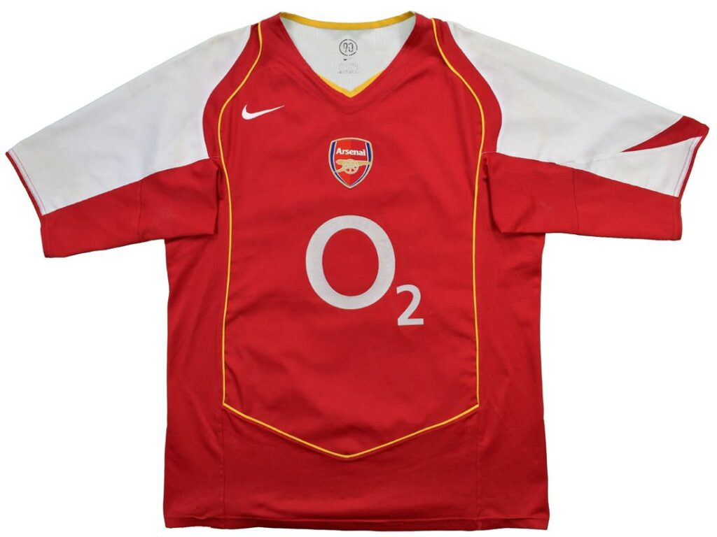 Arsenal 2004/05 Home Shirt - Bargain Football Shirts