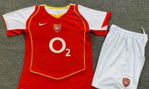 Kids Arsenal 2004/05 Home Kit